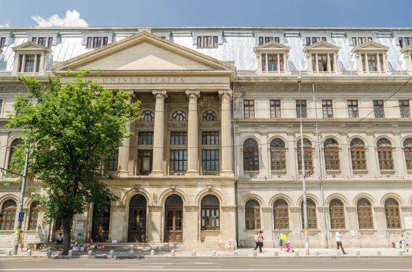 Facultatea de Jurnalism a Universităţii din Bucureşti lansează două noi programe postuniversitare